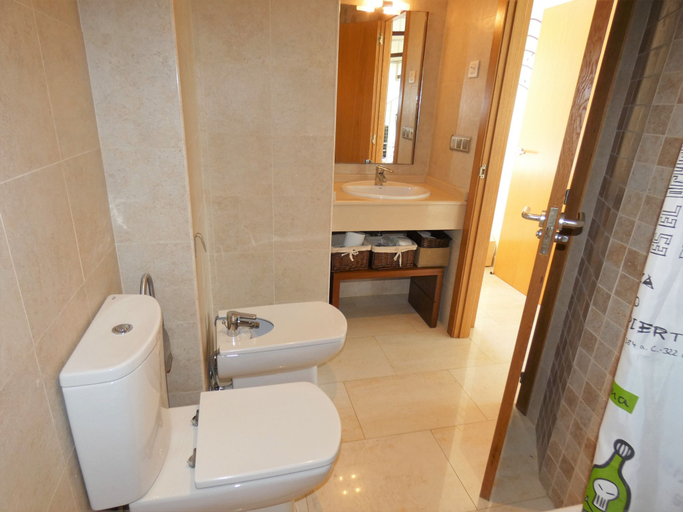 Room 4, Ap204 in Oliva With 2 Bedrooms and 1 Bathrooms, Valencia