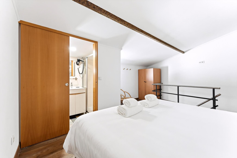 Room 5, Guestready - Courtyard Apartments, Porto