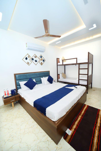 Bedroom 4, HOTEL FINE SHELTER , Agra