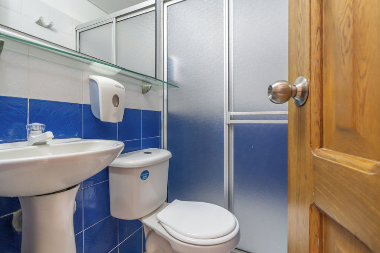 Bathroom 4, Hotel La Fragata Coveñas, Tolú