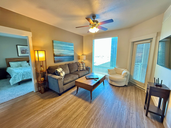 Primary image, Spacious 2-bedroom Executive Condo, Salt Lake