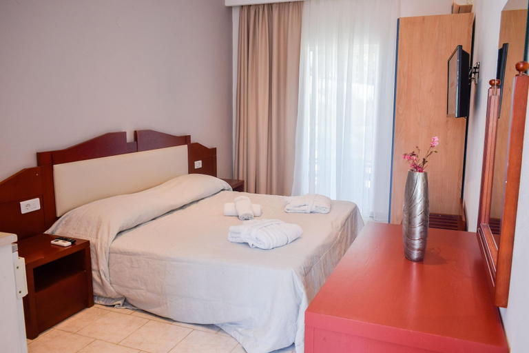 Bedroom 2, Dias Studios Kavros, Crete