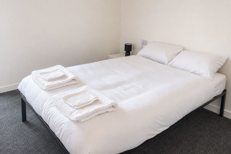 Room 4, 399 Prom - Blackpool Hotel, Blackpool