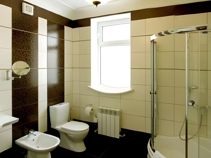Bathroom 3, Villa Rossa Hotel, Chisinau