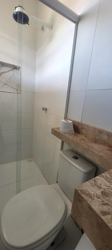 Bathroom, Pousada Girassol Genipabú, Extremoz