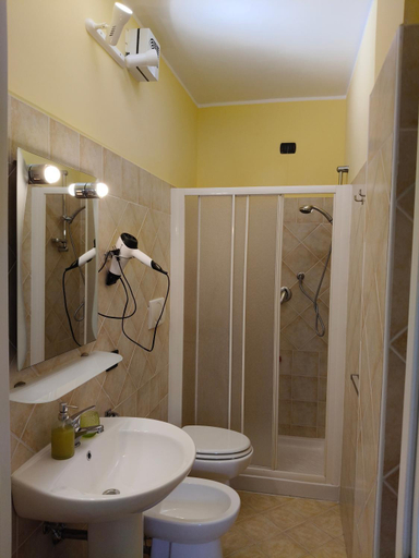 Bathroom 3, B&B Il Giardino Mediterraneo, Ascoli Piceno