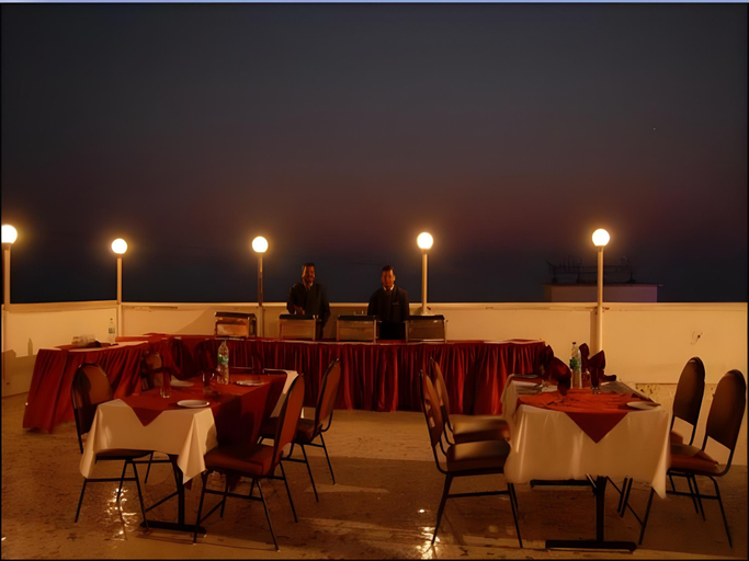 Food & Drinks 4, Juhu Plaza Hotel, Mumbai Suburban