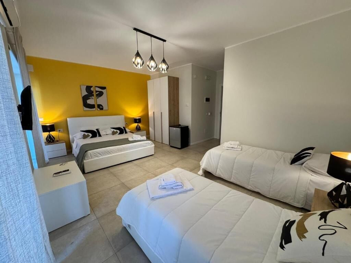 Room 2, Dimora dei Vespri, Catania