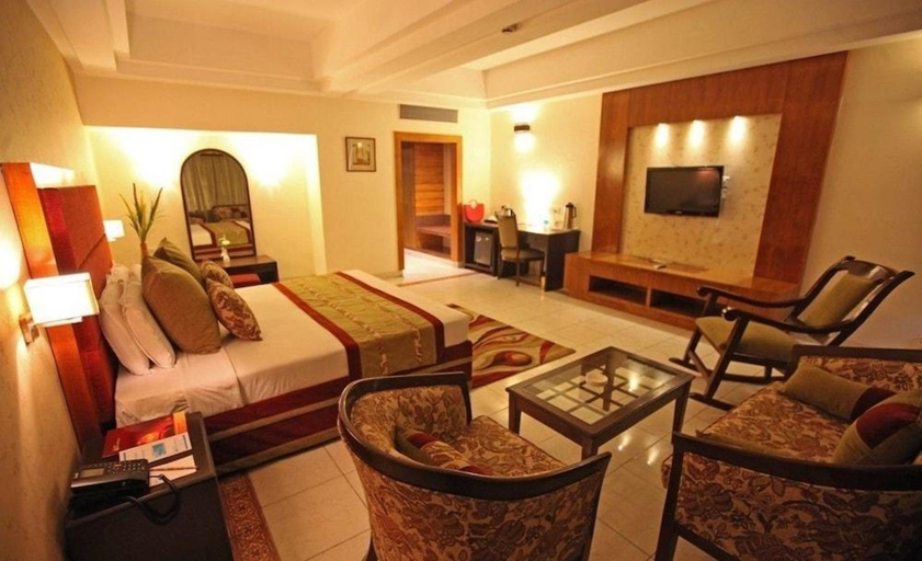 Others 4, Hotel Shivalikview, Chandigarh