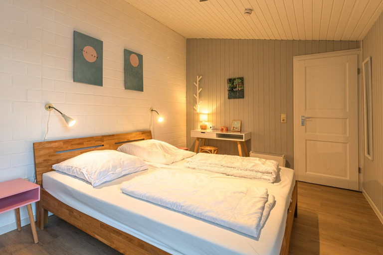 Room 3, Modern Eingerichteter Doppelbungalow mit Garten in Mirow, Mecklenburgische Seenplatte
