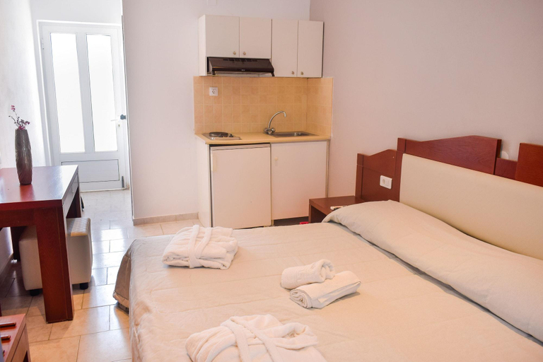 Bedroom 2, Dias Studios Kavros, Crete
