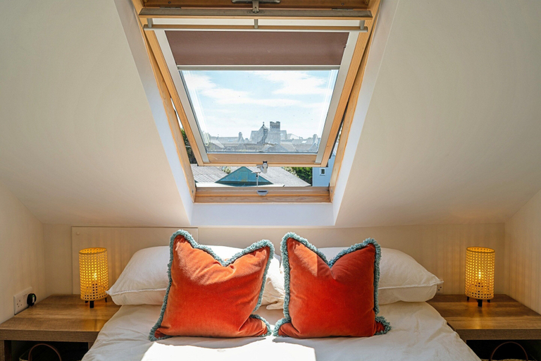 Room 2, Townhouse Near Bude Beach, Cornwall