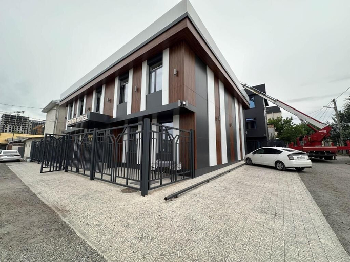 Exterior 5, Gatsby Djal, Bishkek
