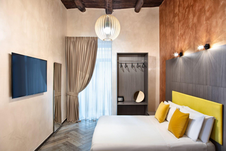 Bedroom 3, Toledo Lifestyle, Napoli