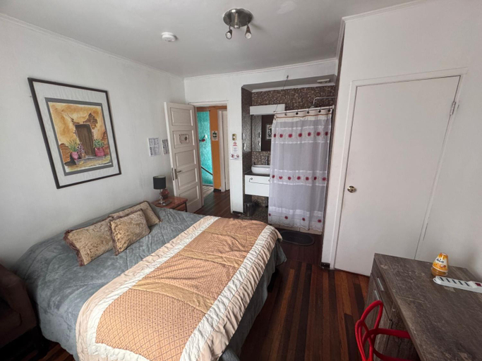 Bedroom 4, Jaguar Hostel, Valparaíso