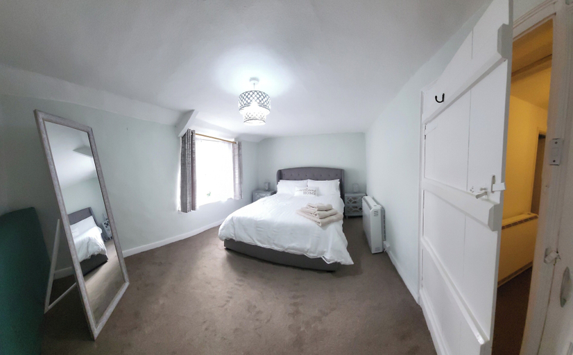 Room 5, Charming Cottage Retreat in Ilminster, Somerset