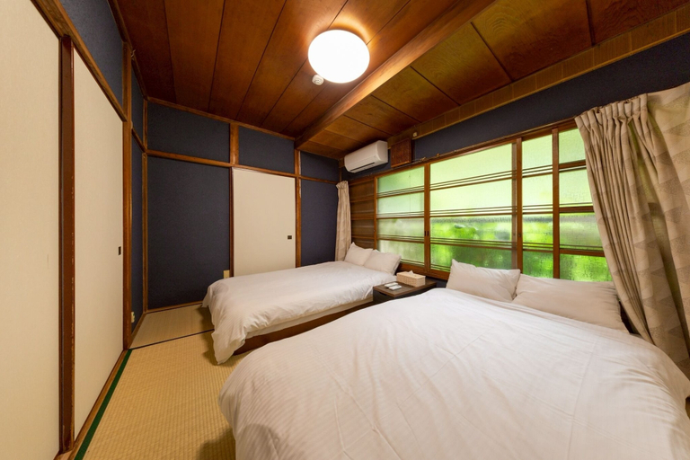 Bedroom 3, Azamian Atami, Atami