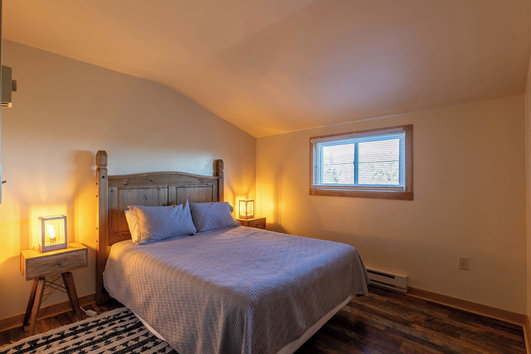 Interior 4, Parkway Hideout, Watauga