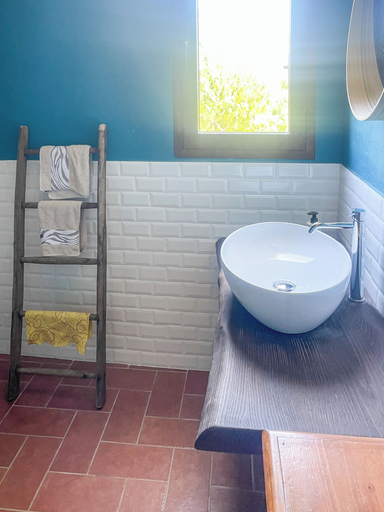 Bathroom 4, Tenuta San Lorenzo, Arezzo