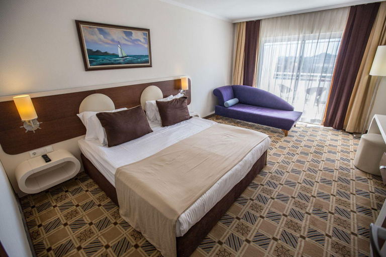 Bedroom 3, Transatlantik Hotel & Spa - All Inclusive, Kemer