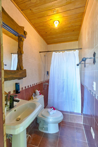 Bathroom 4, Villa ines-4X4only-Jarabacoa-View-Jacuzzi-5BR, Jarabacoa