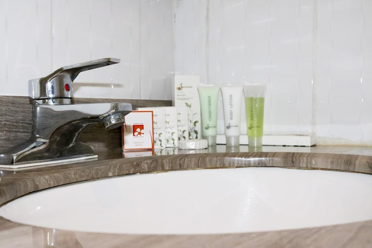 Bathroom 4, Lotus by Serendib, Blantyre City