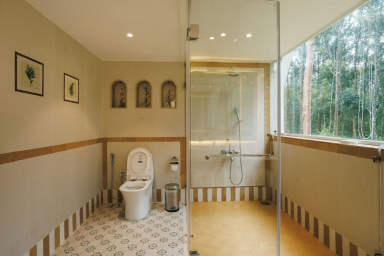 Bathroom, sai vishram organic village, Hassan