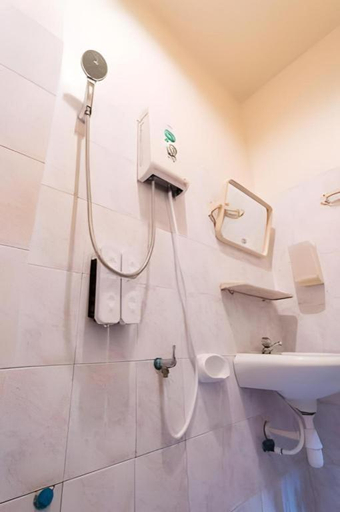 Bathroom 3, Krabi Grand Place Hotel, Mueang Krabi
