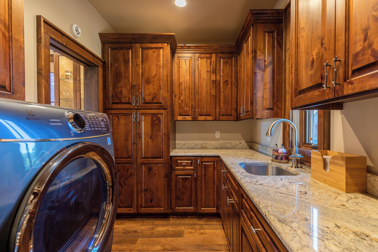 Interior 5, One Sweet Getaway at Eagles Nest, Avery