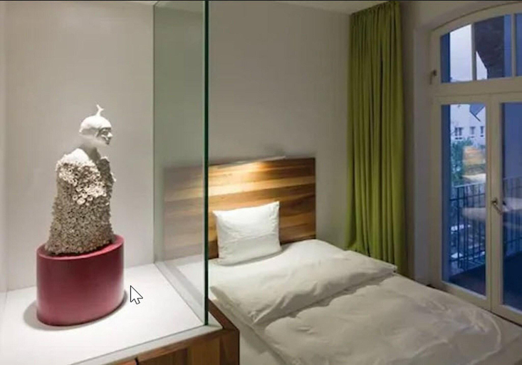 Bedroom 3, Hopper Hotel St. Josef, WorldHotels Crafted, Köln