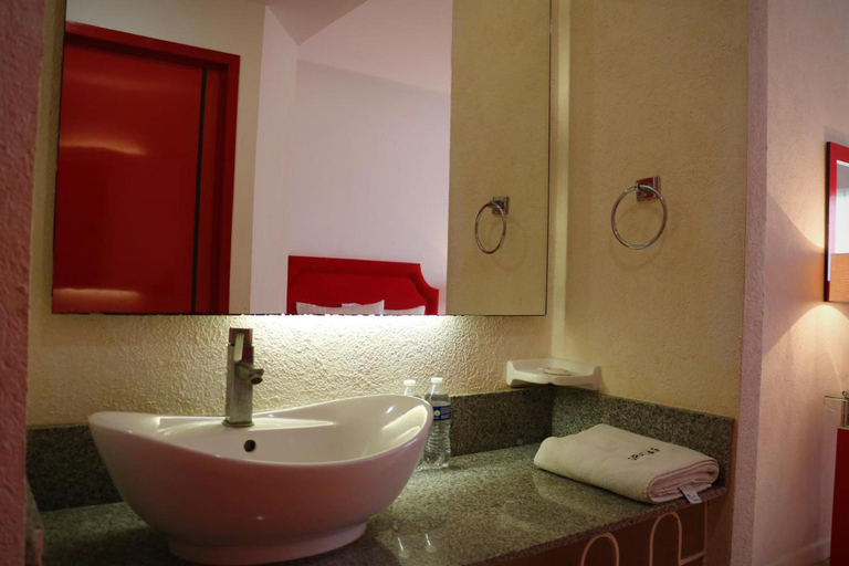Bathroom 4, Zar Culiacan, Culiacán