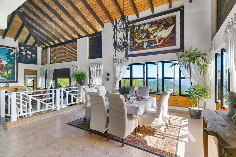 Food & Drinks 5, Villa ines-4X4only-Jarabacoa-View-Jacuzzi-5BR, Jarabacoa