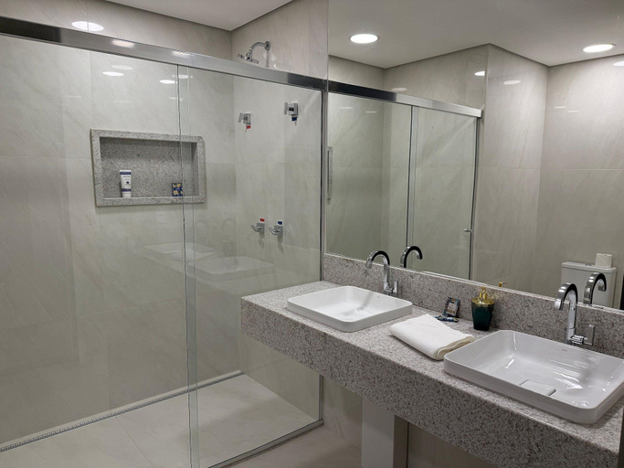 Bathroom 4, Noroeste design comfort and charm, Brasília