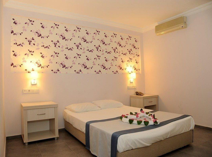 Bedroom 3, Club Muskebi, Bodrum