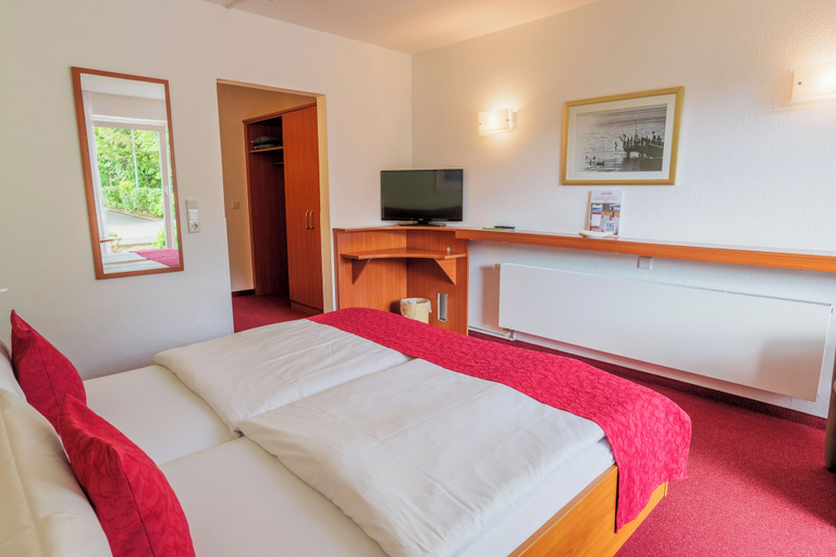Bedroom 4, Hotel Hafen Büsum, Dithmarschen