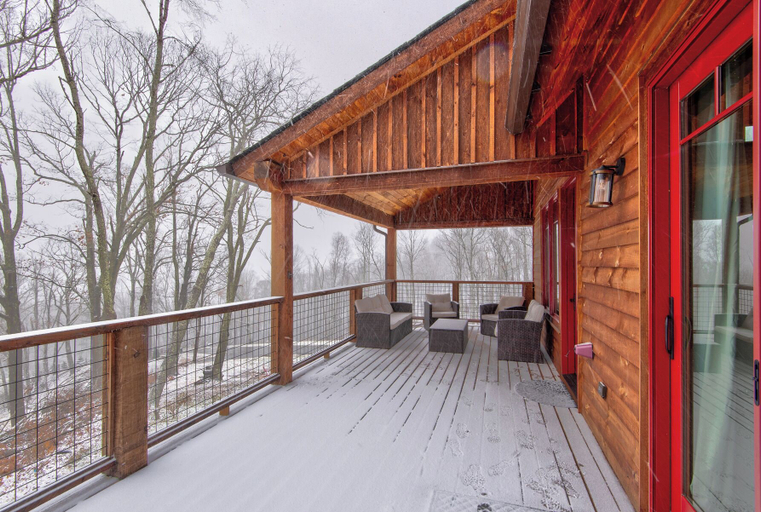Interior 5, Cornerstone Cabin at Eagles Nest, Avery