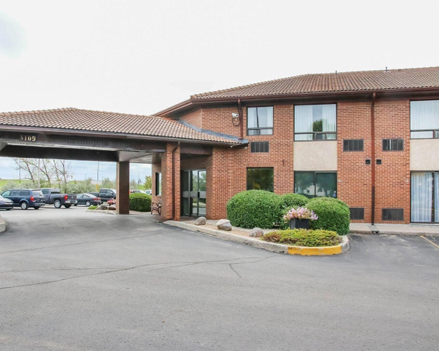 Exterior & Views 2, Comfort Inn Winnipeg South, Division No. 11