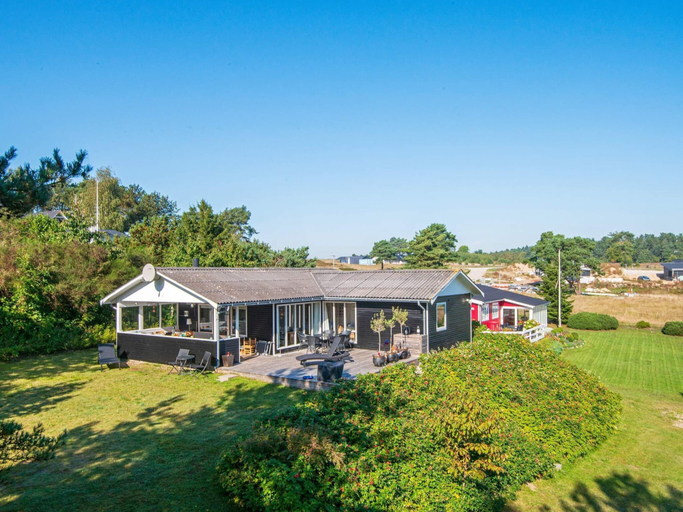 Others 1, 4 Star Holiday Home in Ebeltoft, Syddjurs
