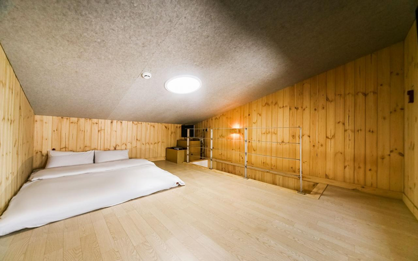 Bedroom 3, Pohang Heunghae KTX, Pohang
