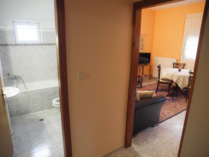 Bathroom 3, Adams House Quite and Cozy Apartment, Thessaly