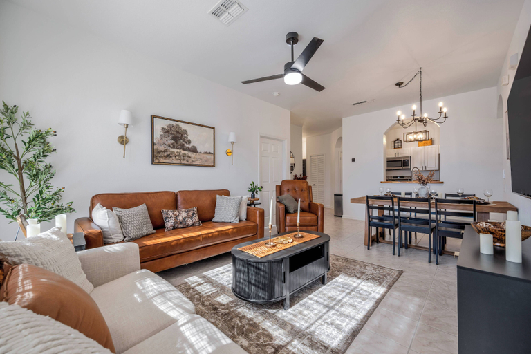 Living room 4, Wp304 - 2BR Fully Renovated Condo - Windsor Palms, Osceola