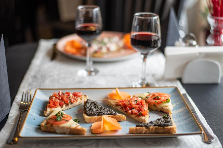 Food & Drinks 5, Marea Neagra Sinaia, Sinaia
