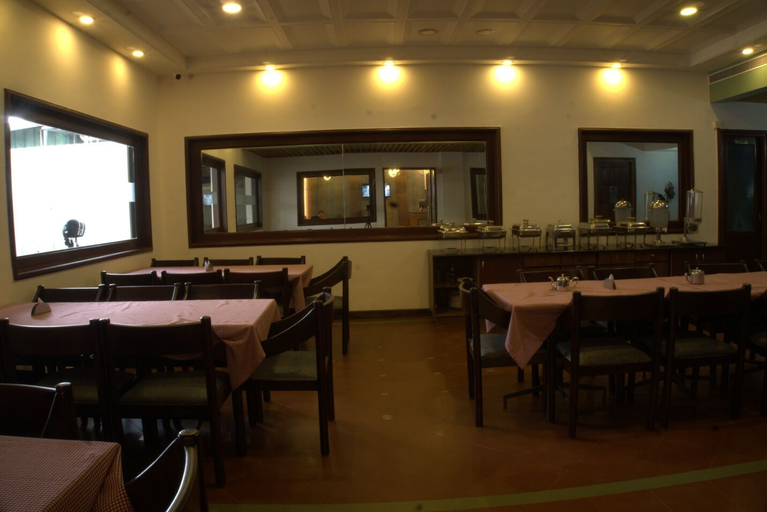 Dining 4, Hotel Golden Heights Ernakulam, Ernakulam