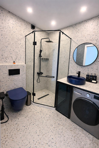 Bathroom 3, Park Ortachala Apartments with River and City View, Tbilisi