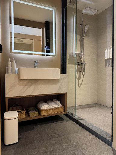 Bathroom 5, LePont Riverfront Resort Nongkhai, Muang Nong Khai