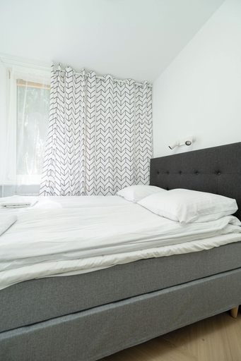 Room 3, RentPlanet - Apartament Joliot-Curie, Warsaw