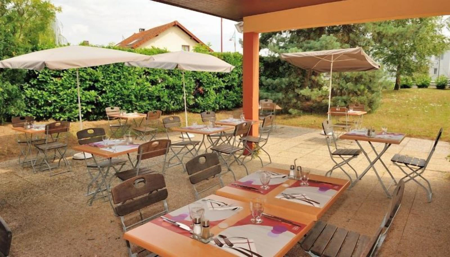 Food & Drinks 4, Campanile NATURE - Moulins Avermes, Allier