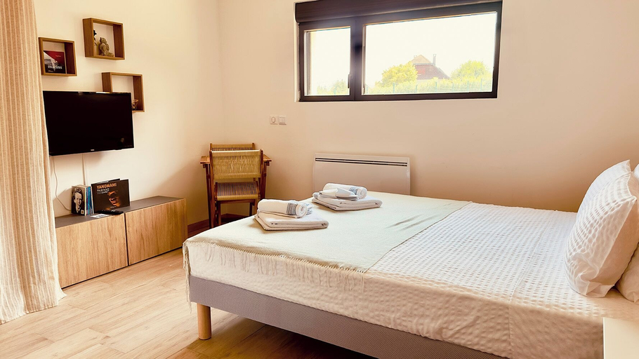 Bedroom 3, AlpiZen centre de Ressourcement - Adults recommended, Savoie