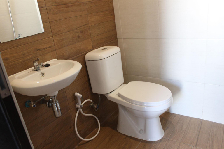 Bathroom, Amarilis Near Sam Poo Kong, Semarang