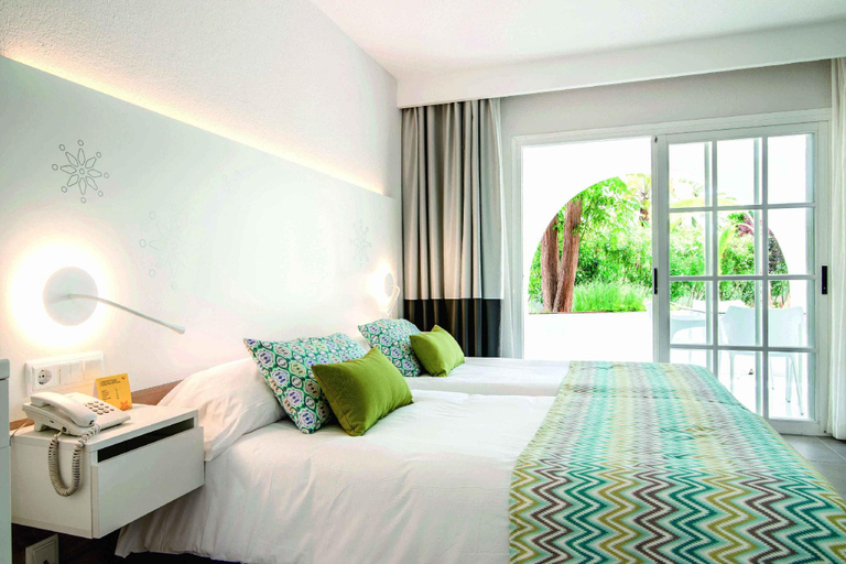 Bedroom 3, TUI MAGIC LIFE Cala Pada - All Inclusive, Baleares